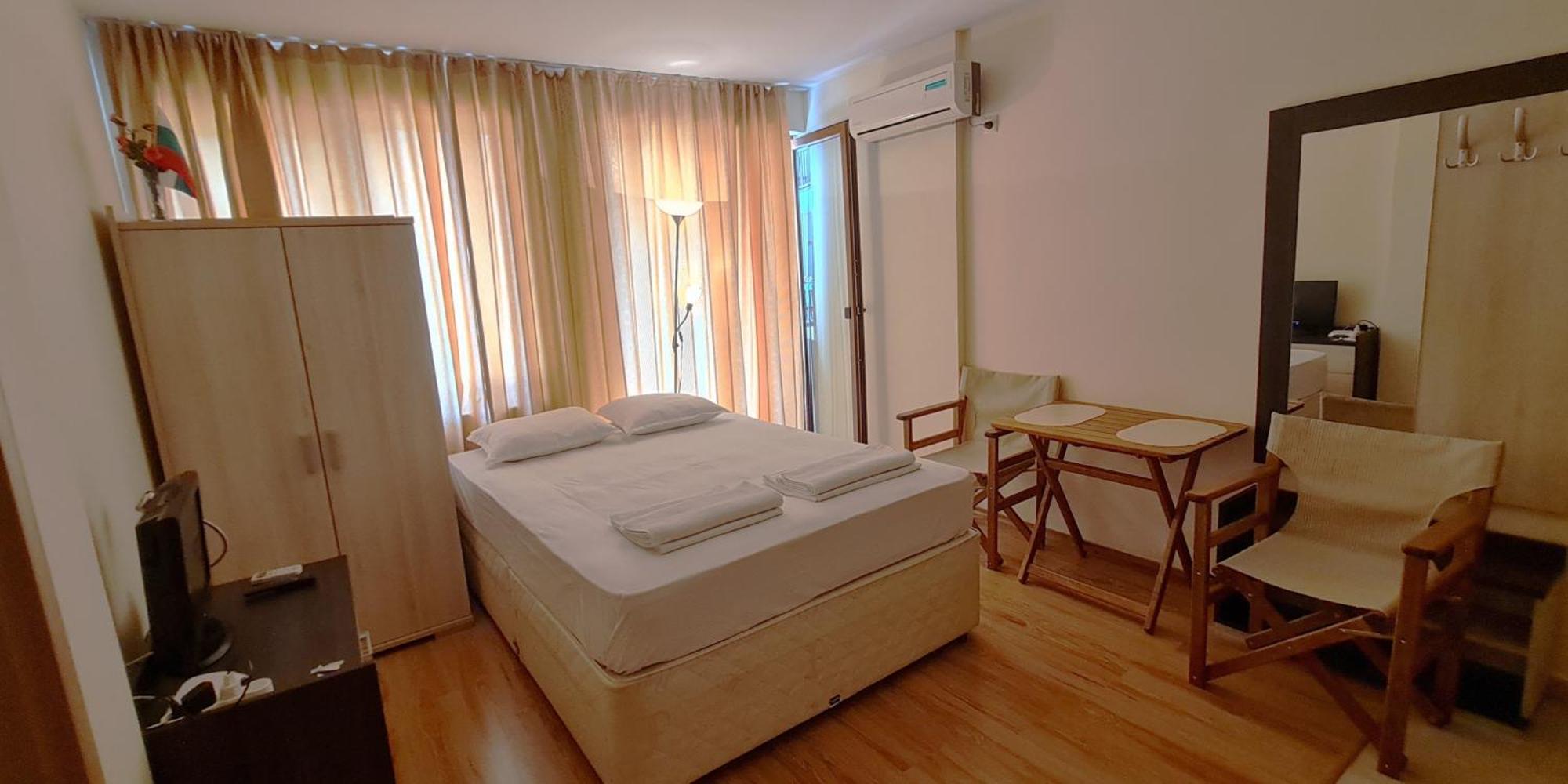 Summer Breeze Apartments Sunny Beach Esterno foto