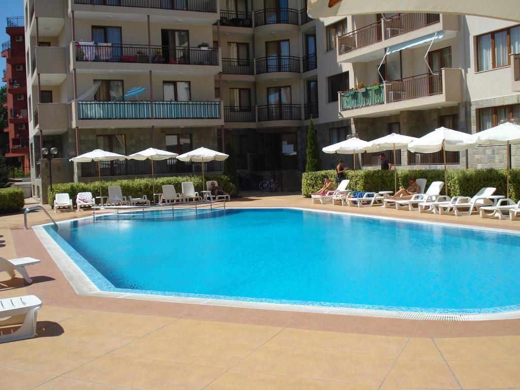 Summer Breeze Apartments Sunny Beach Esterno foto