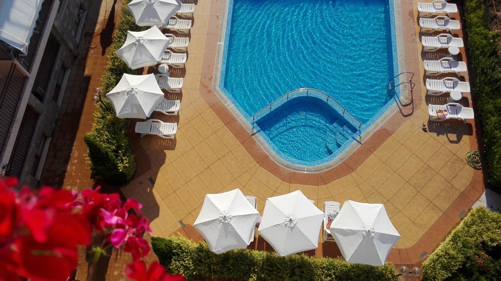 Summer Breeze Apartments Sunny Beach Esterno foto