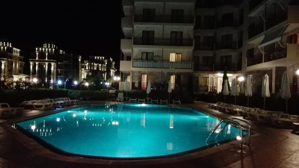 Summer Breeze Apartments Sunny Beach Esterno foto