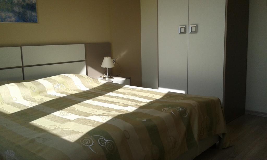 Summer Breeze Apartments Sunny Beach Esterno foto